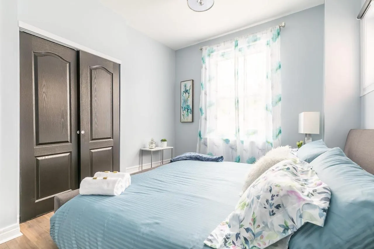 アパート オタワNewly Renovated 1Br Units - Near Little Italyアパートメント