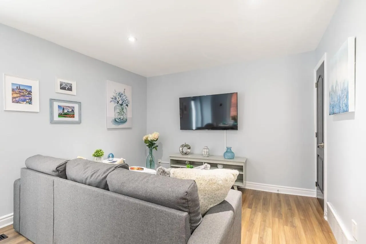 Apartmán Newly Renovated 1Br Units - Near Little Italy Ottawa 0*,